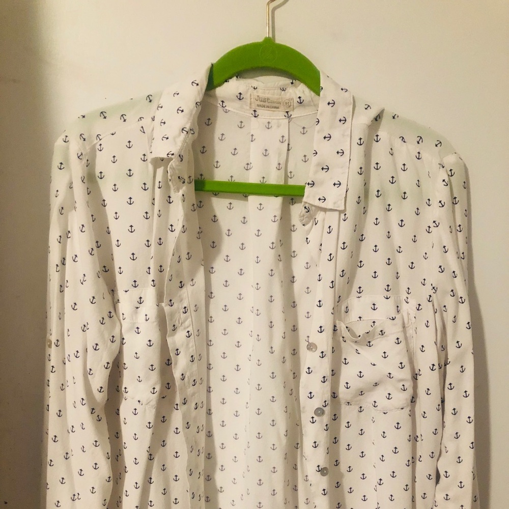 Just Living Brand White and Black Blouse Size M